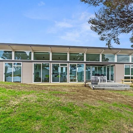 Paroa Bay Chalets - Te Whare Tui รัสเซล ภายนอก รูปภาพ